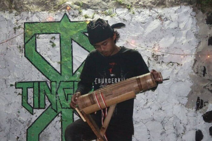 Instrumen Musik Celempung - Alat Musik Petik calempung