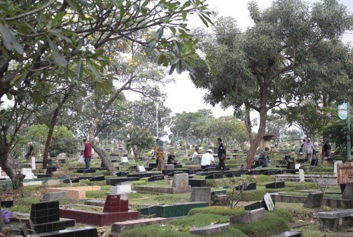 Cerita Horor Di Kuburan Sebalak Cerita Horor Di Kuburan Sebalak