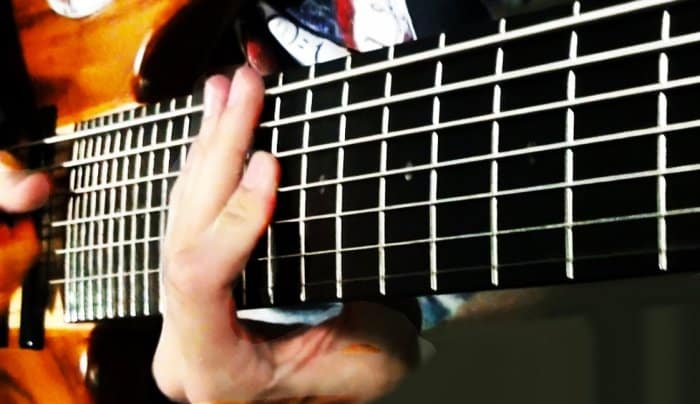 Pengertian Alat Musik Petik pengertian alat musik petik