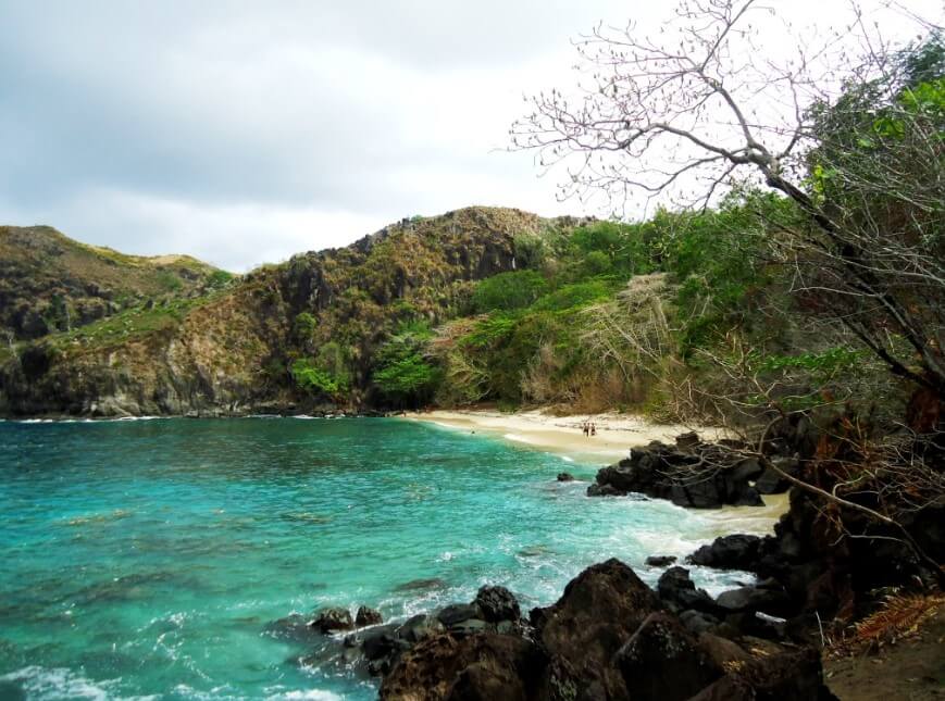 Pantai Pulisan Minahasa Utara  Thegorbalsla