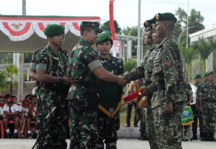  merupakan angkatan militer dari Indonsesia Urutan Pangkat TNI AD, AL, dan AU dari Terkecil Sampai Terbesar !