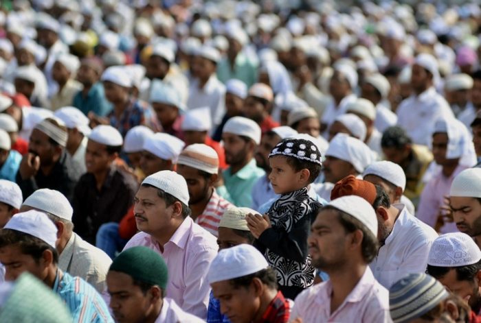  Rukun Islam sama halnya dengan rukun iman yang merupakan prinsip 5 RUKUN ISLAM : Pengertian, Penjelasan, Urutan, Makna (Lengkap)