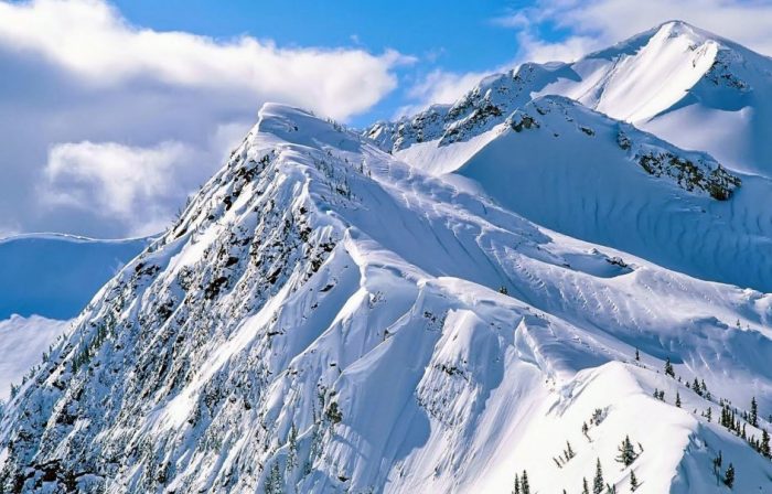  Indonesia merupakan salah satu negara yang memiliki banyak gunung berapi 45 Gunung Tertinggi di Indonesia yang Wajib Kamu Daki (Rekomended)