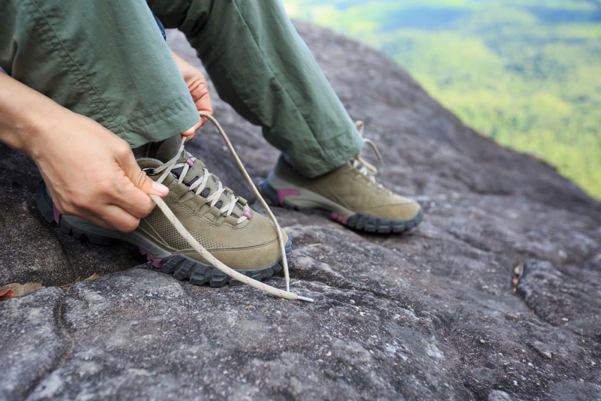 Perlengkapan Naik  Gunung  untuk  Mendaki Thegorbalsla