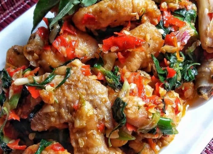  Siapa yang tidak mengenal masakan yang telah menjamur ditengah masyarakat ini 13+ Resep Ayam Rica Rica Sederhana, Mudah, Mudah (100% Enak)