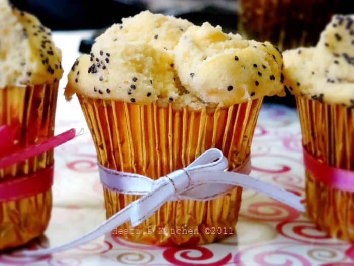  Kue basah yang kita kenal dengan bolu kukus merupakan salah satu cemilan tradisional Indo 13 Resep Bolu Kukus Anti Gagal dan Bantet yang Wajib Bunda Coba (Lengkap)