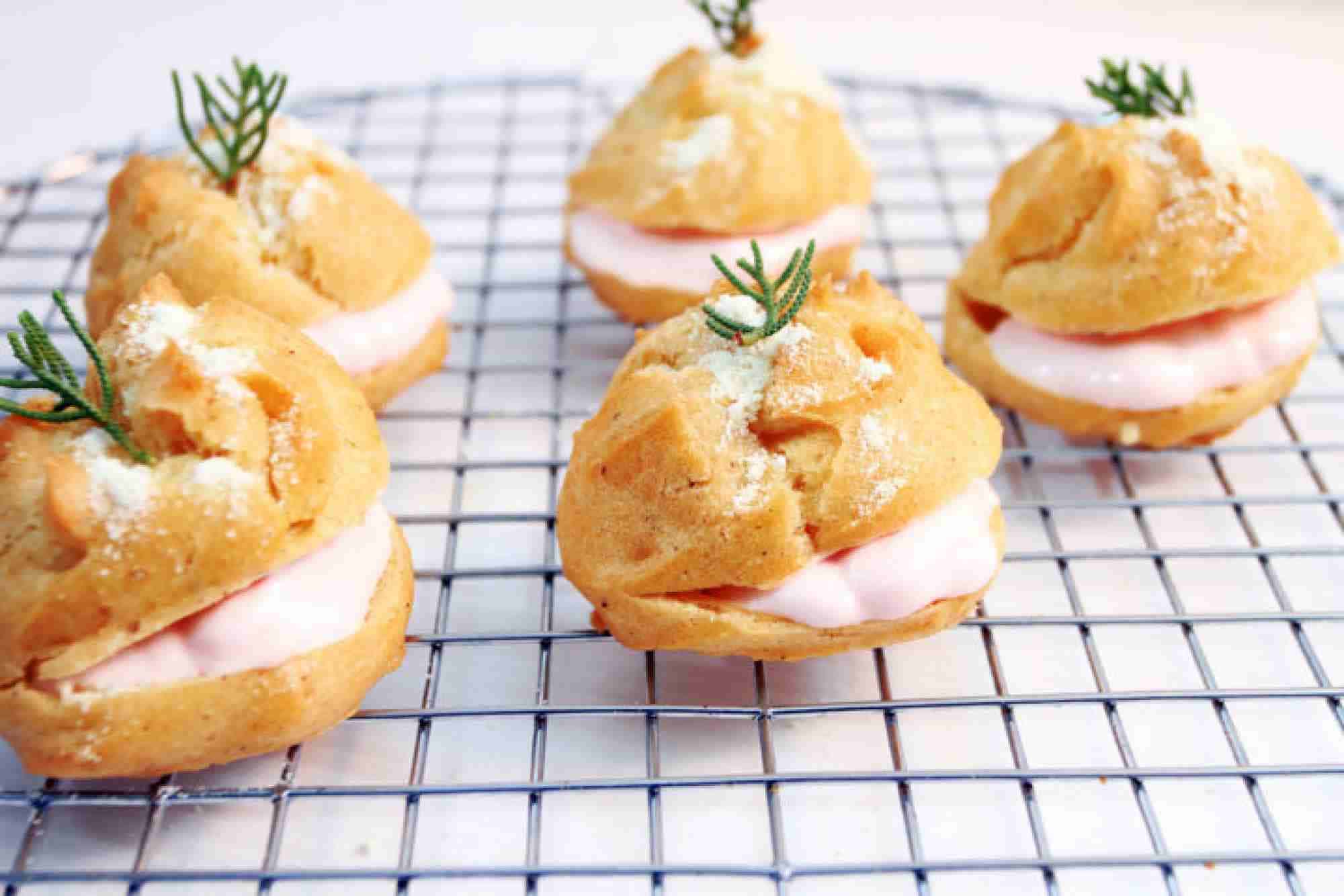 Resep Kue Sus  Vla Strawberry Thegorbalsla