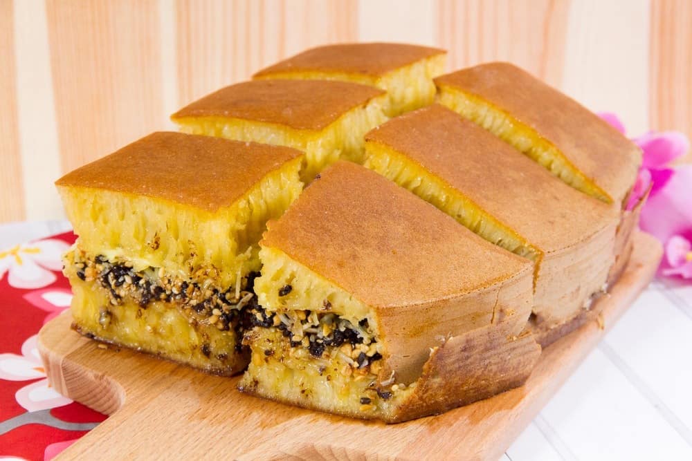  Martabak manis merupakan salah satu masakan camilan terkenal di Indonesia 17 Resep Martabak Manis yang Enak, Lembut, dan Simple (Lengkap)