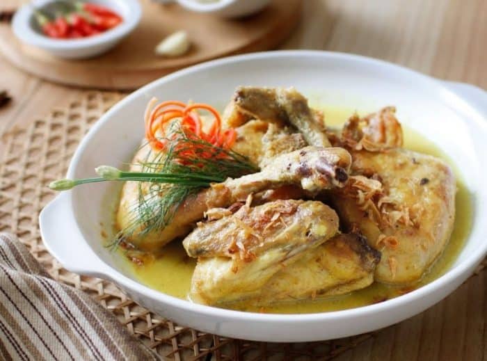  Indonesia ialah negara yang populer dengan kulinernya yang kaya rempah 20 Resep Opor Ayam yang Enak, Gurih, dan Praktis (Rekomended)