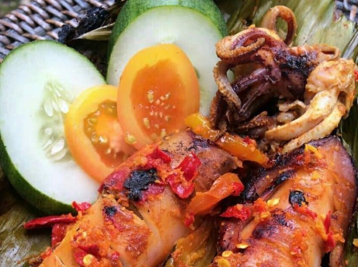  Tahu merupakan masakan terbuat dari hasil fermentasi kedelai yang diambil sarinya 21 Resep Pepes Tahu Spesial dari Berbagai Daerah (Rekomended)