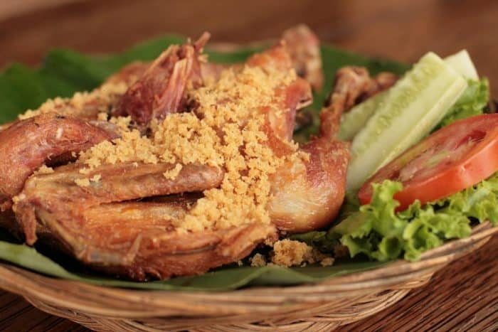  Cita rasa ayam kremes sudah tidak diragukan lagi 16 Resep Ayam Kremes yang Enak, Renyah, dan Mudah (Rekomended)