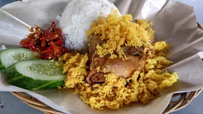 16 Resep Ayam Kremes yang Enak, Renyah, dan Mudah (Rekomended)