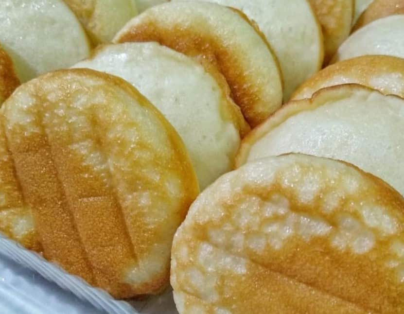  Resep  Kue  Apem  dengan Air Kelapa  Thegorbalsla