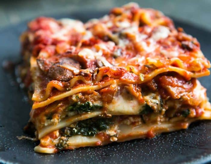  Lasagna sendiri merupakan salah satu jenis olahan kuliner yang mana sangat di gemari oleh 15 Resep Lasagna yang Enak dan Praktis Ala Pizza Hut (Rekomended)