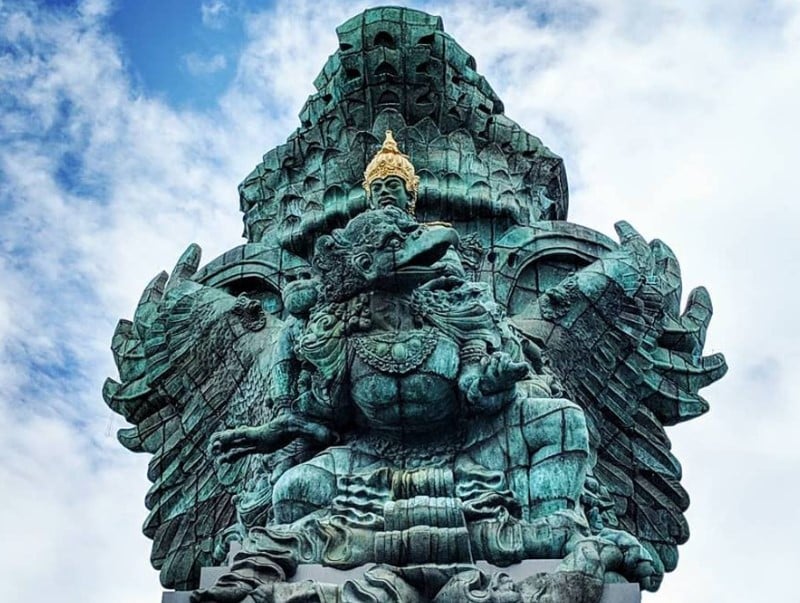 Makna Adanya Burung Garuda di GWK (Garuda Wisnu Kencana) - Thegorbalsla