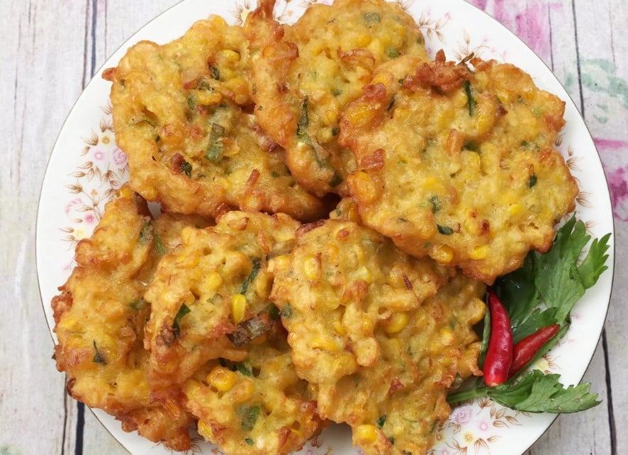  Resep  Perkedel Jagung Cumi  Pedas  Thegorbalsla