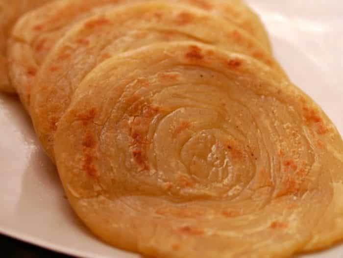  Roti Maryam atau yang juga dikenal sebagai  14 Resep Roti Maryam yang Enak dan Empuk (Rekomended)