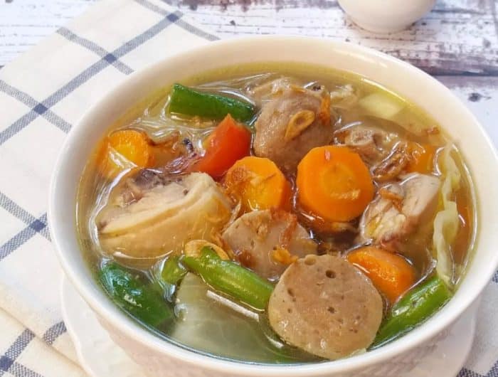  Sajian makanan dari daging memiliki rasa dan aroma yang khas adalah sop 15 Resep Sop Buntut yang Enak dari Berbagai Daerah (Rekomended)