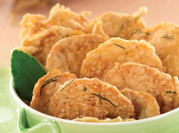  Siapa yang tidak kenal dengan tempe mendoan 20 Resep Tempe Mendoan yang Enak, Renyah, Krispi (Rekomended)