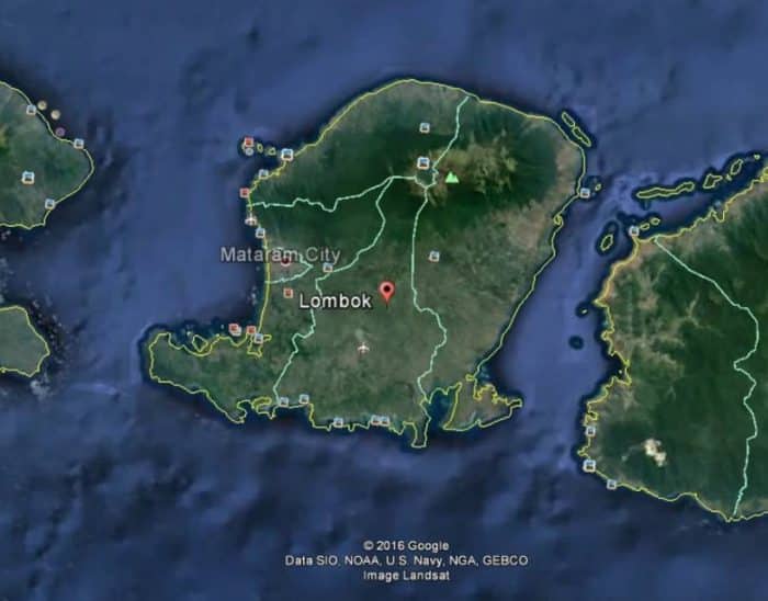 Jawa merupakan pulau terpadat di indonesia secara geografis pulau jawa terletak diantara