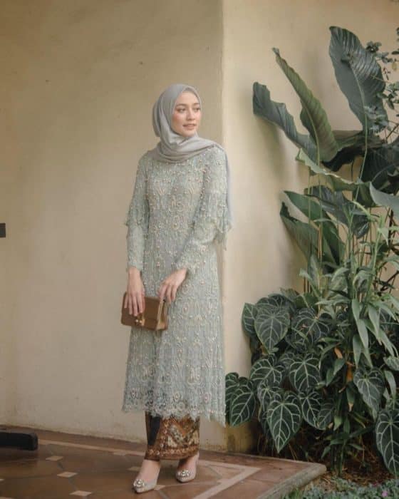 Model Kebaya Tunik Dress