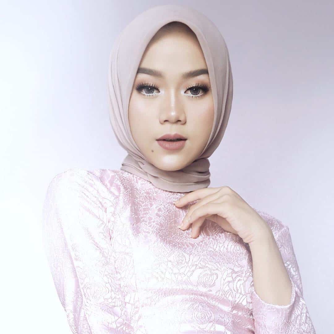 37+ Model Hijab Terbaru dan Termodis (Paling Lengkap)