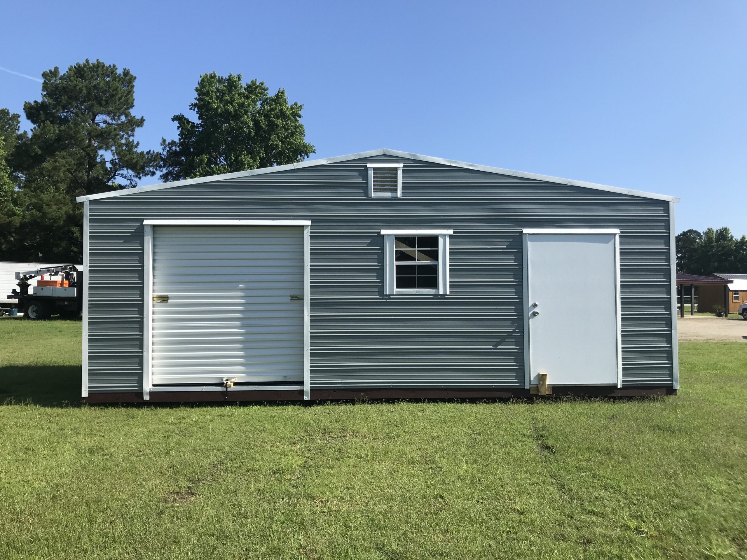 32.Rumah Gudang Tanpa Atap - Thegorbalsla