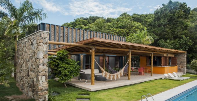 35 Contoh Desain Rumah Bambu (Elegan dan Minimalis)