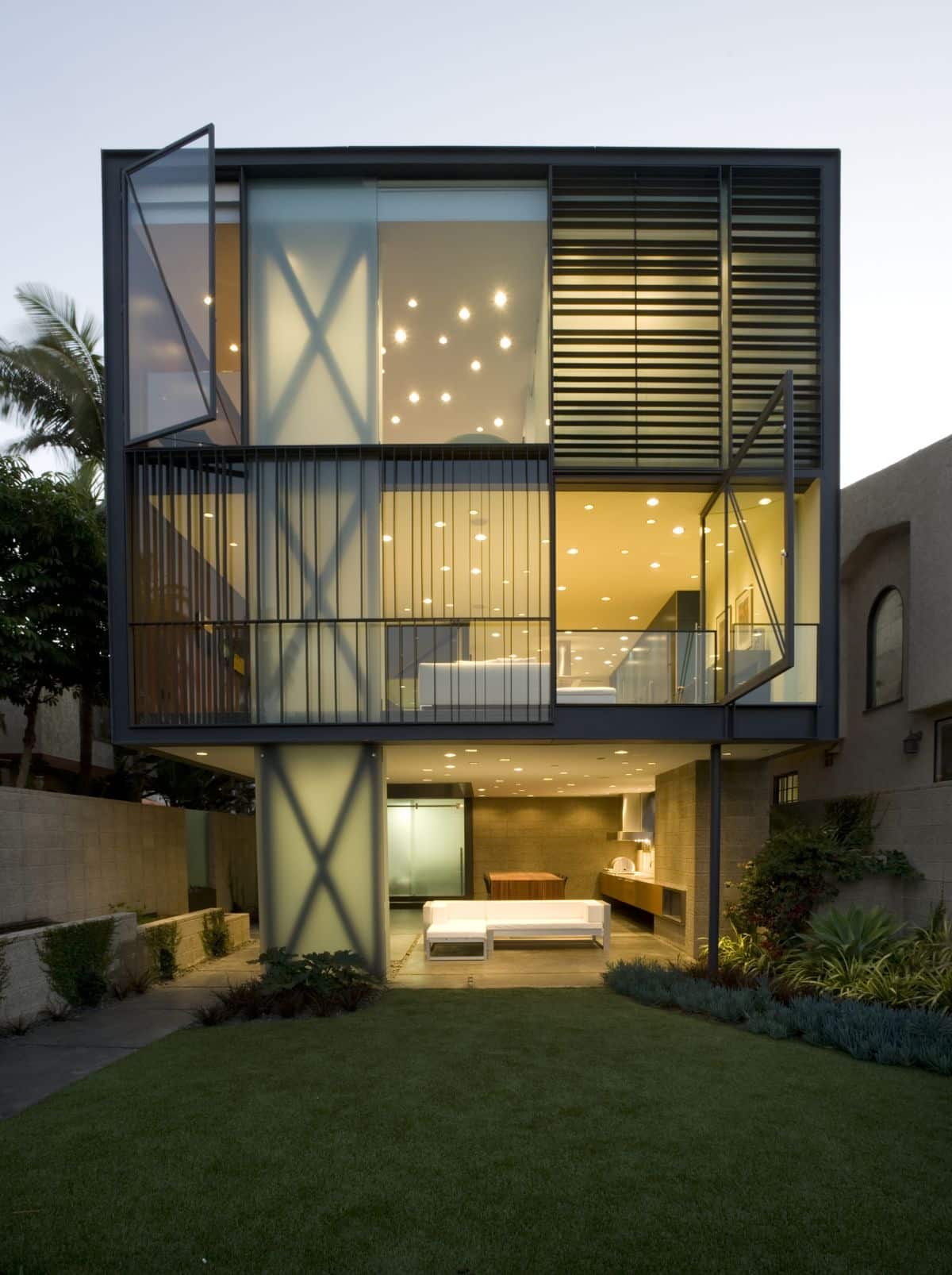 Contoh Desain Rumah Modern Tanpa Sekat - Thegorbalsla