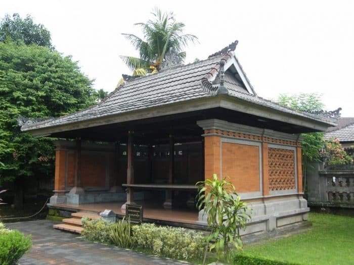 45 Contoh Desain Rumah Bali Terbaru (Tradisional)