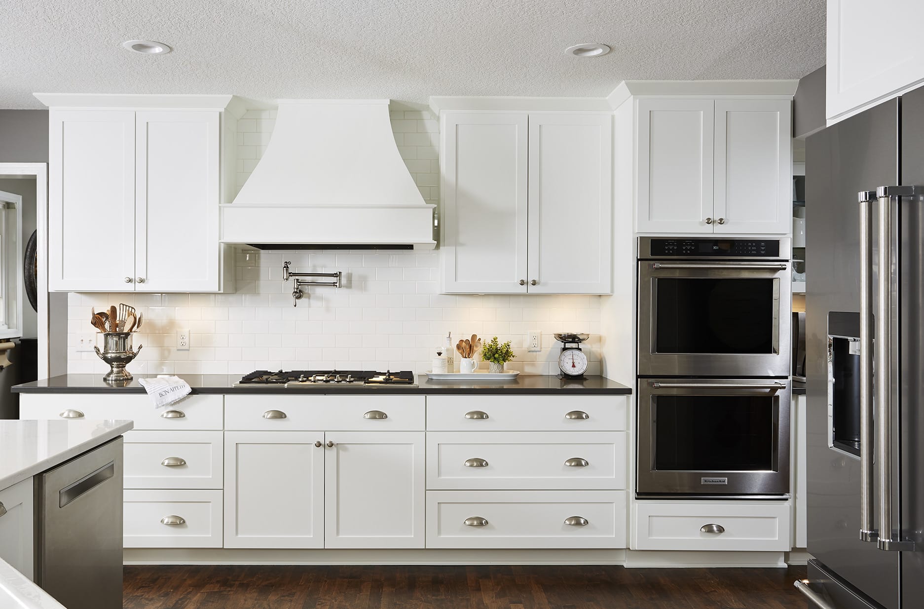 40 Contoh Desain Dapur Warna Putih