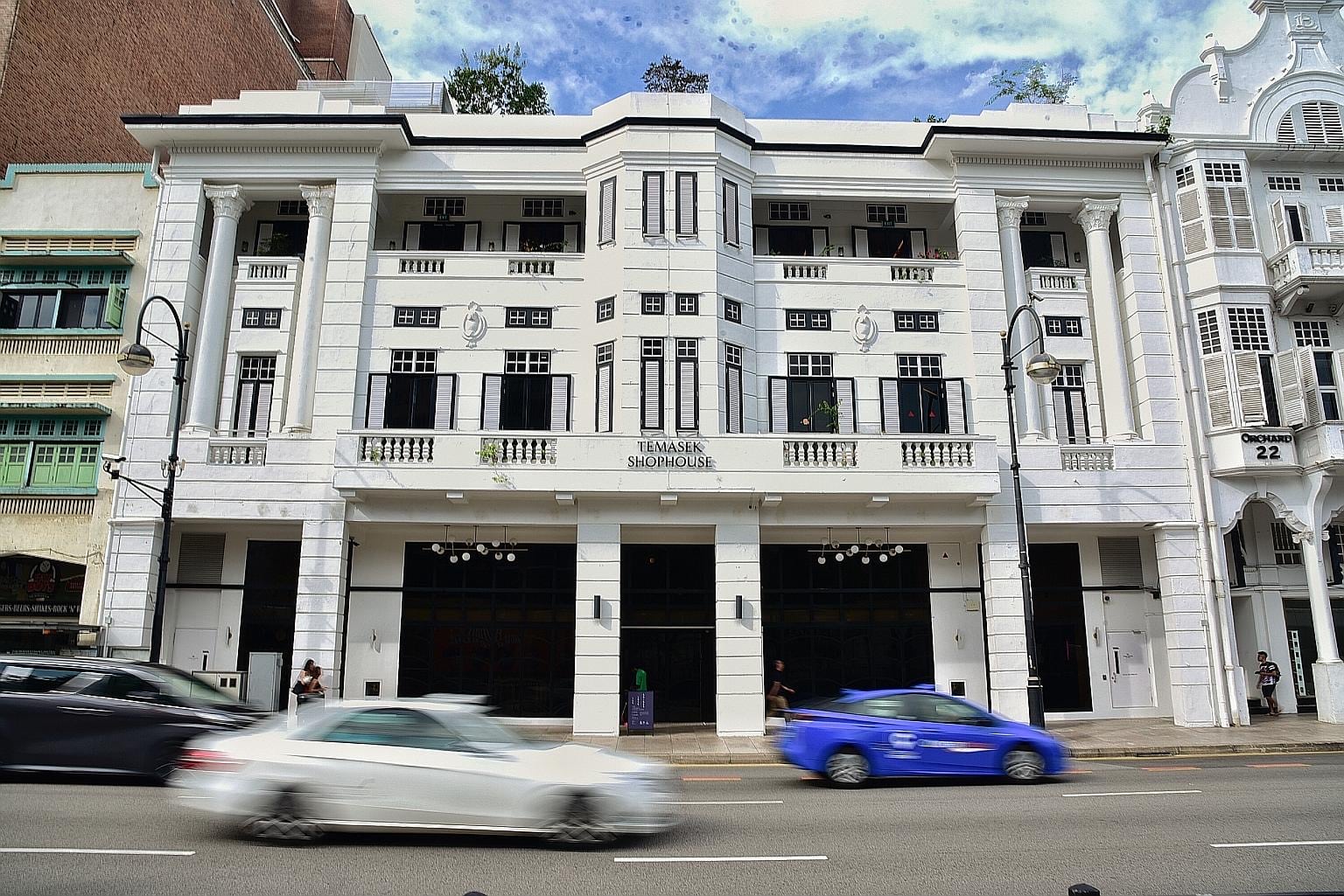 Desain rumah toko gaya kota besar