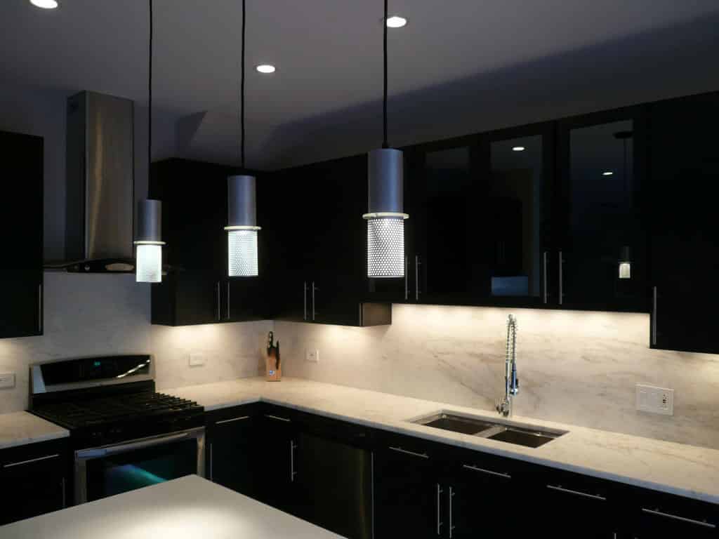 Desain Dapur Minimalis Industrial Black And White Thegorbalsla