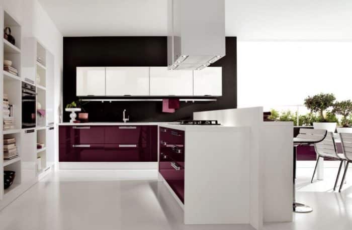 Desain dapur pink glossy