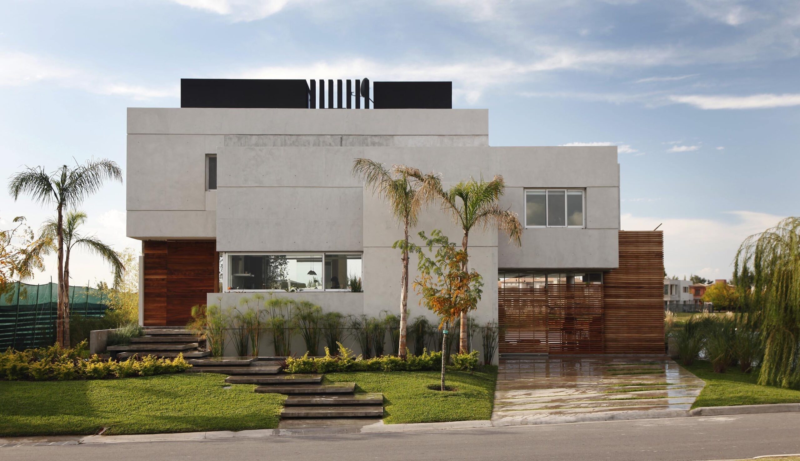 Desain rumah minimalis 2 lantai persegi panjang - Thegorbalsla