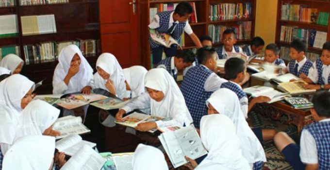 Contoh Cerpen Singkat Pendidikan Dan Ulasan Mengenai Unsur Intrinsiknya